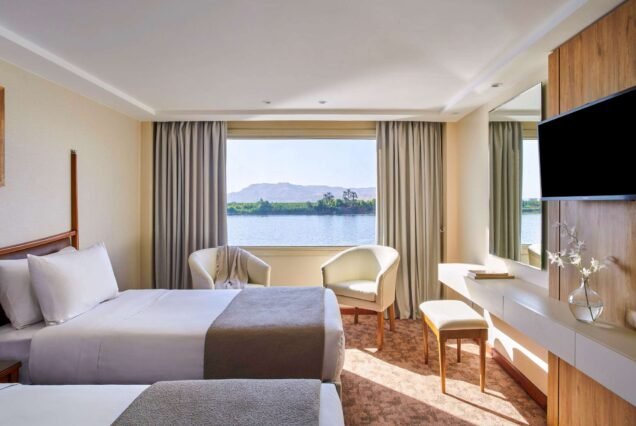 7-Night Mövenpick Lotus Nile Cruise Luxor to Luxor